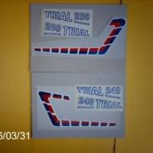 FANTIC 200-240 Trial adhesivos Placas laterales