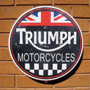 Led Light Box con el distintivo de  TRIUMPH