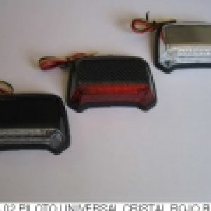 Piloto universal cristal rojo  base carbono  (homologado)