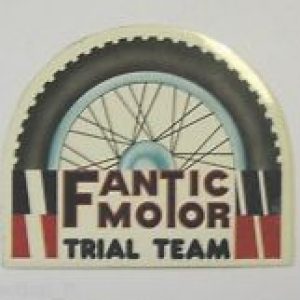 ADESIVO MOTO anni ’80 / Old Sticker FANTIC MOTOR TRIAL TEAM (cm 8 x 6)