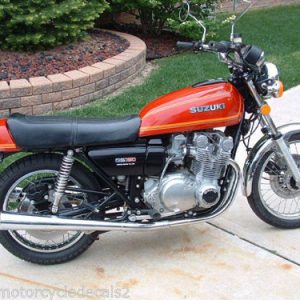 SUZUKI GS750 GS750A  kit decals restauracion para el modelo rojo