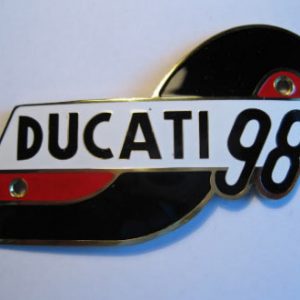 pareja escudos depósito Ducati 98S, italiana