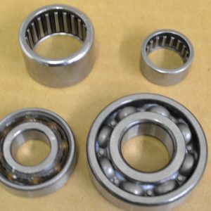 FANTIC modelos monoshock 245/305/247/307/249/309  Juego rodamientos caja cambios