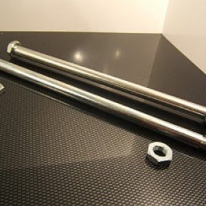 Eje basculante Bultaco modelos 10, 27, 49 y 80 (12x240mm)