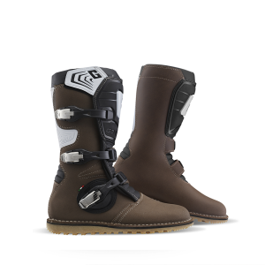 BOTAS TRIAL GAERNE BALANCE PRO TECH (MARRÓN)