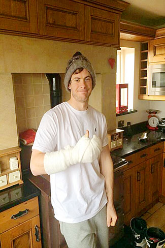 Challoner ya en su casa. jack-challoner-injured2 OK