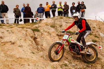 Manel-Botana-no-quiso-perderse-la-prueba-de-Arteixo-segundo-en-verdes ok