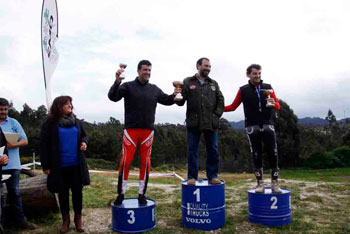 Podium-clasicas-verdes-con-Julio-Manel-y-Arsenio ok