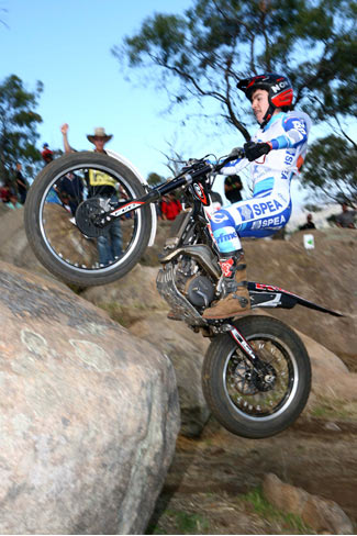 trial-australia-2014-d2-Busto