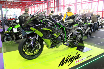 MotoMadrid2015-Kawasaki-N.-H2R