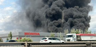 Incendio en las instalaciones de Montesa Honda en Santa Perpètua de Mogoda