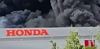 Más de 11.000 motos y todo el recambio, arrasados en el incendio de Montesa Honda