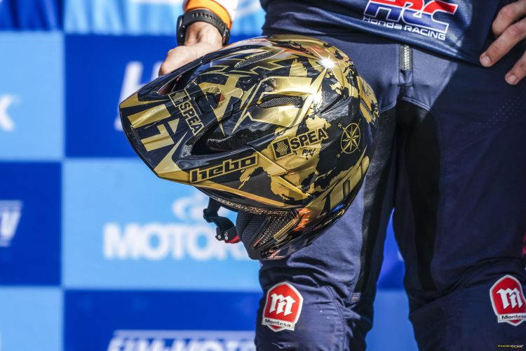 casco-hebo-toni-bou-40-titulos (4)